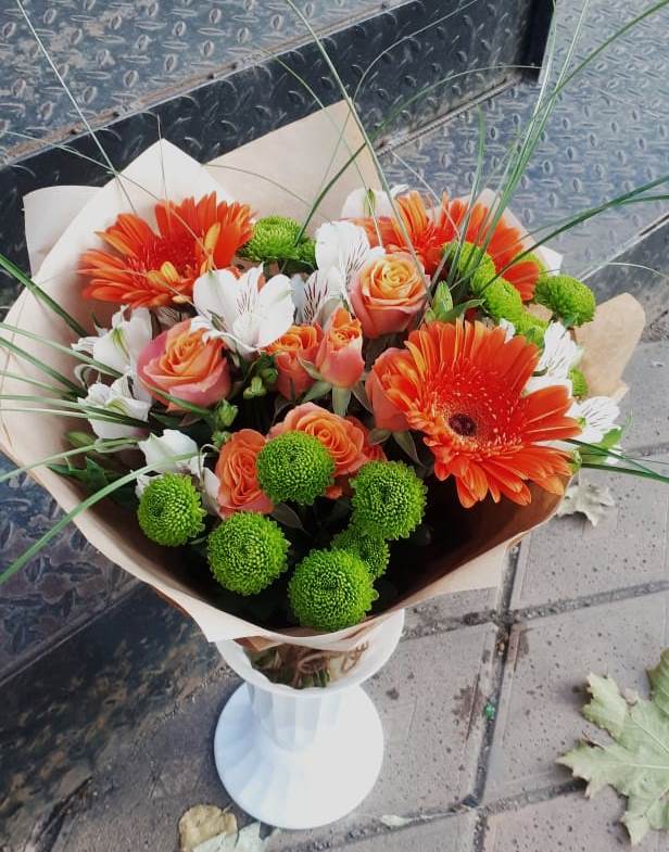 Букет цветов из: Герберы, Хризантемы, Альстромерии и Розы в Родниках Ивановской области