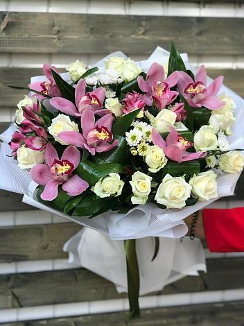 Букет цветов из: Розы и Хризантемы в Родниках Ивановской области