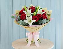 Букет цветов из:  Лилии и Розы в Родниках Ивановской области