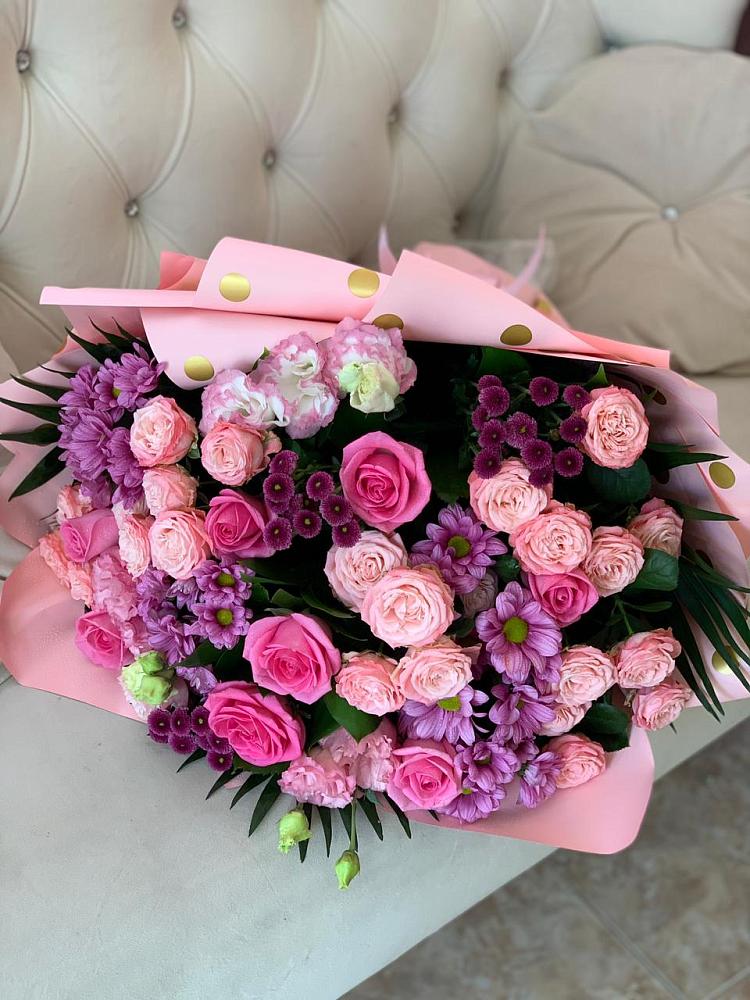 Букет цветов из: Хризантемы, Розы и Лизиантусы в Родниках Ивановской области