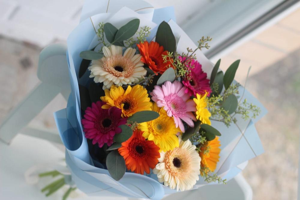 Букет цветов из: Герберы в Родниках Ивановской области