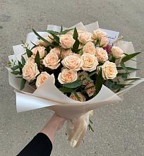 Букет Кремовые розы Латте в Родниках Ивановской области