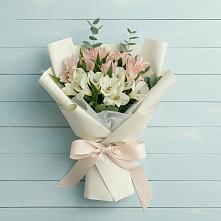 Букет цветов из:  Альстромерии в Родниках Ивановской области