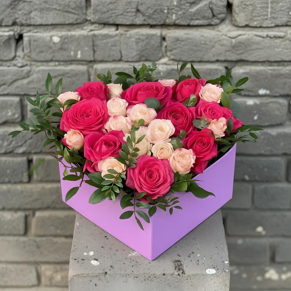Цветочная композиция из Розы в коробке в Родниках Ивановской области