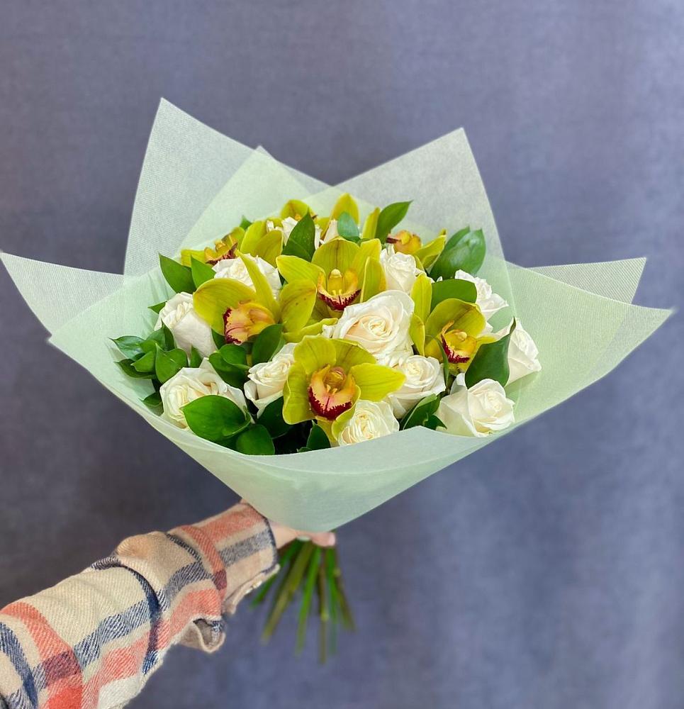 Букет цветов из: Орхидеи и Розы в Родниках Ивановской области