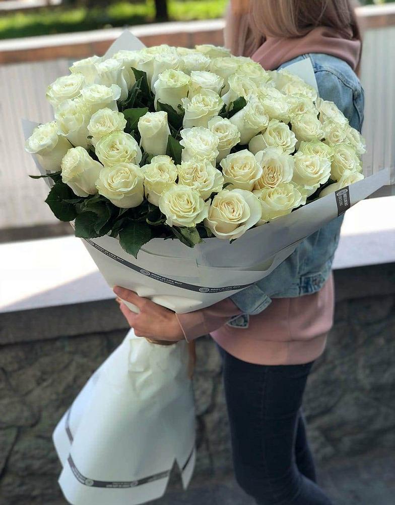35 Белых роз в Родниках Ивановской области Букет 35 Белых роз в Родниках Ивановской области