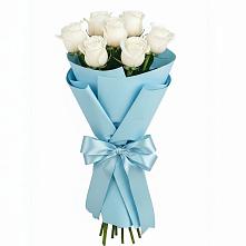 Букет 7 белых роз Проуд в Родниках Ивановской области