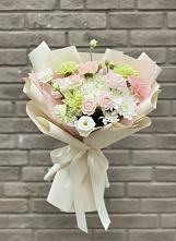 Букет цветов из:  Гвоздики, Розы, Лизиантусы и Хризантемы в Родниках Ивановской области