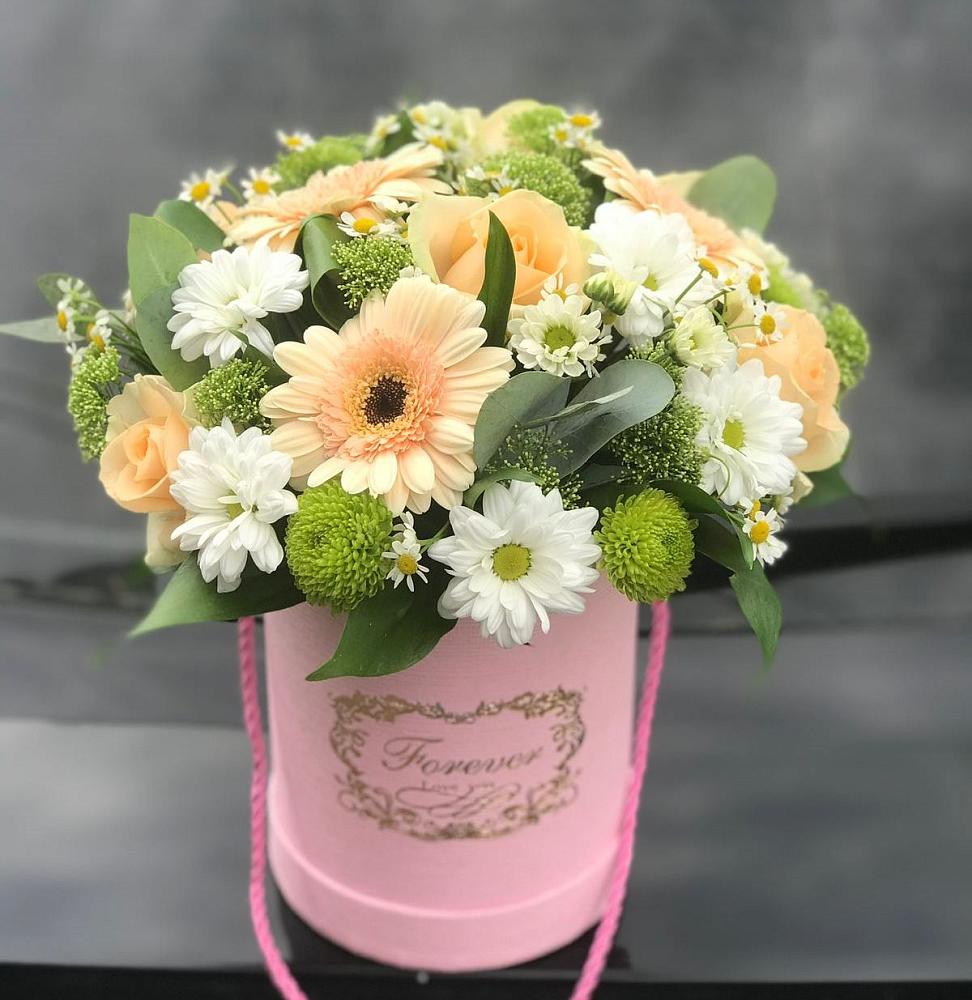 Цветочная композиция из Розы, Герберы и Хризантемы в шляпной коробке в Родниках Ивановской области